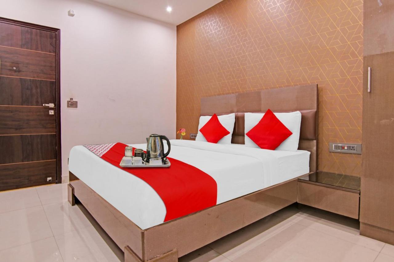 Hotel 19 West Nowe Delhi Zewnętrze zdjęcie