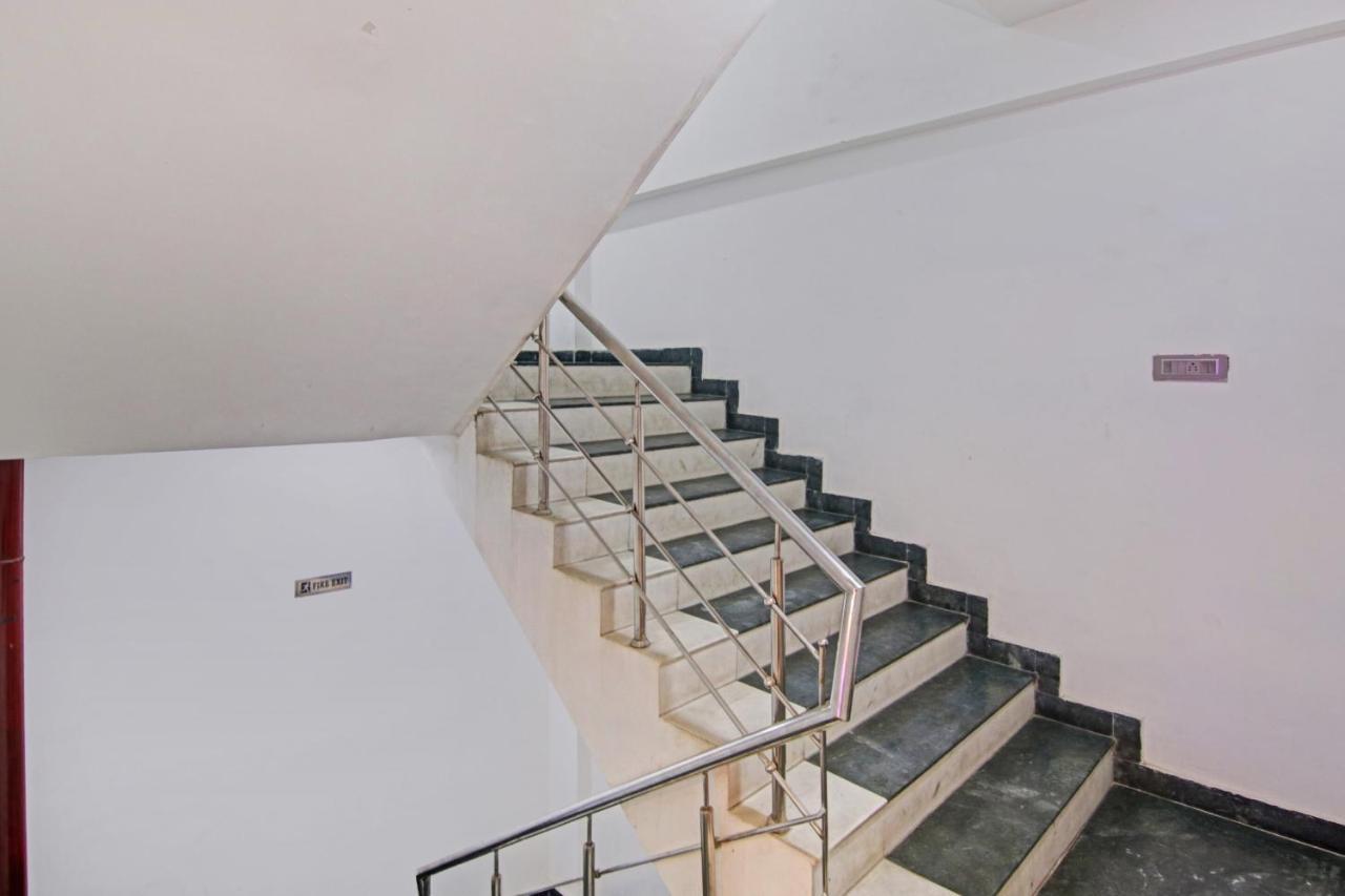 Hotel 19 West Nowe Delhi Zewnętrze zdjęcie