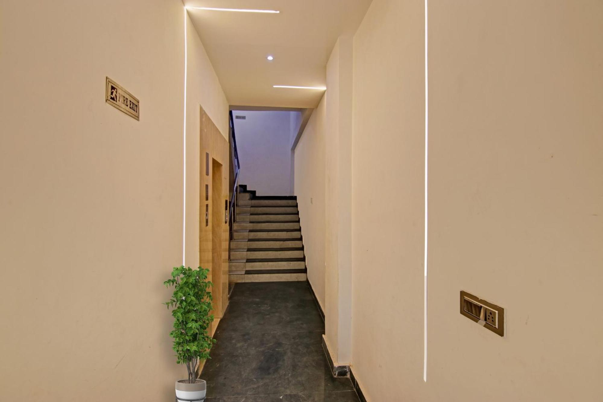 Hotel 19 West Nowe Delhi Zewnętrze zdjęcie